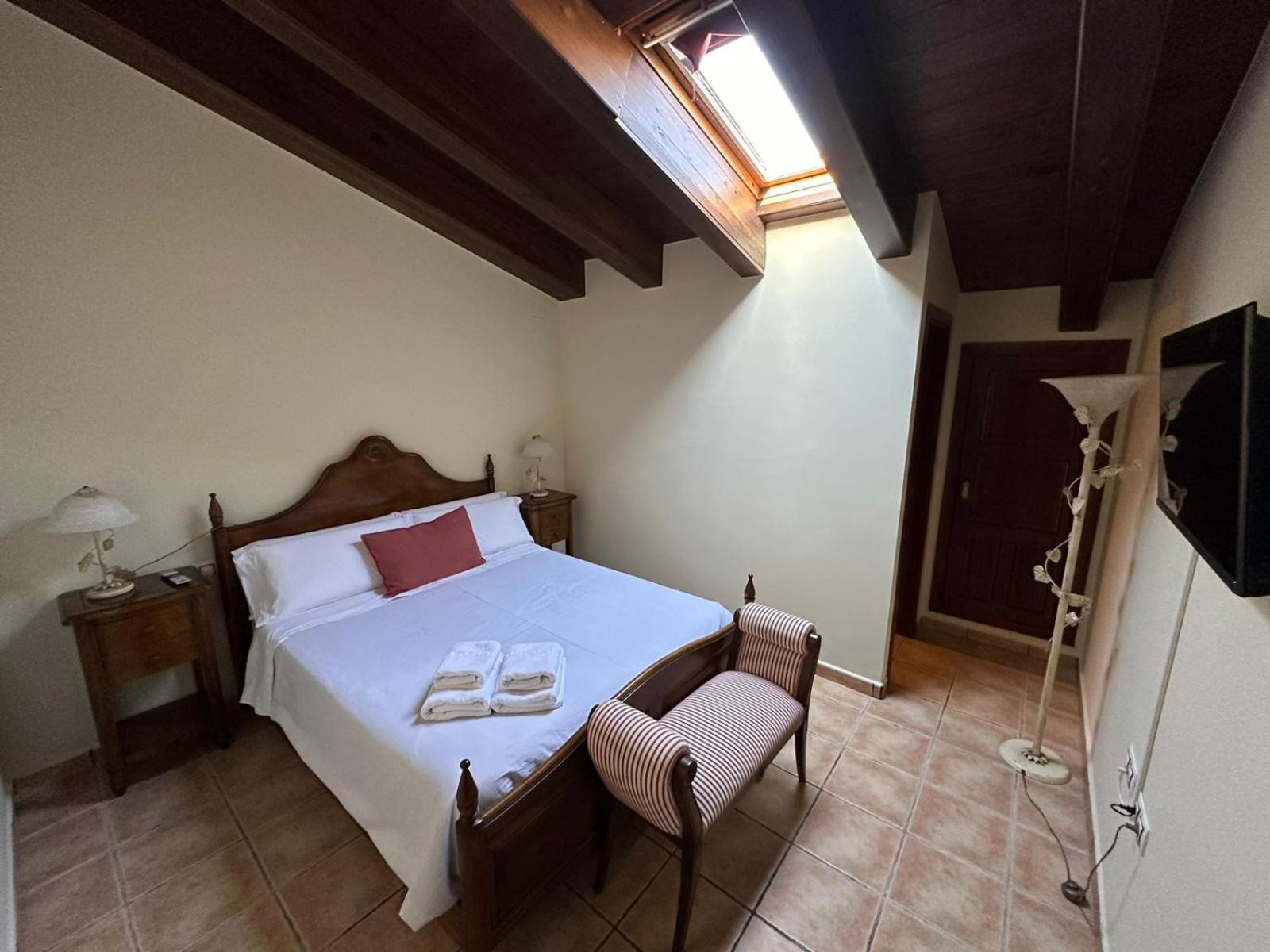 Hotel De La Villa Rubielos De Mora Ngoại thất bức ảnh
