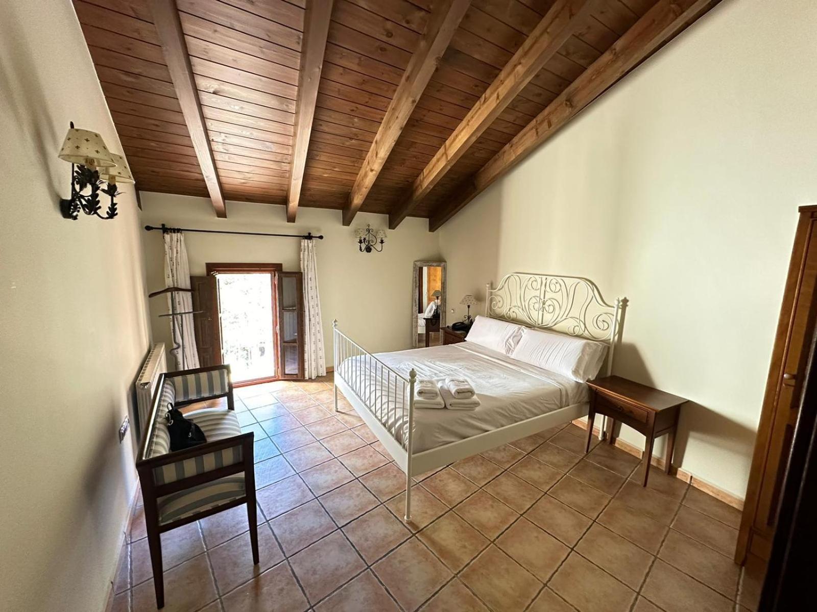 Hotel De La Villa Rubielos De Mora Ngoại thất bức ảnh