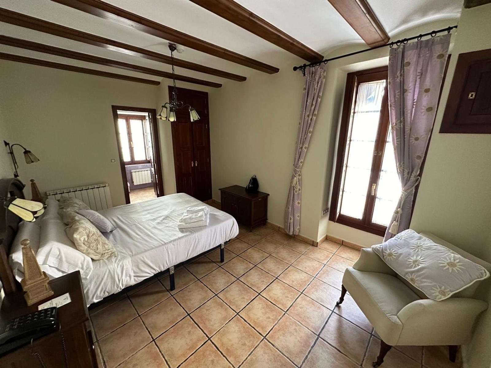 Hotel De La Villa Rubielos De Mora Ngoại thất bức ảnh