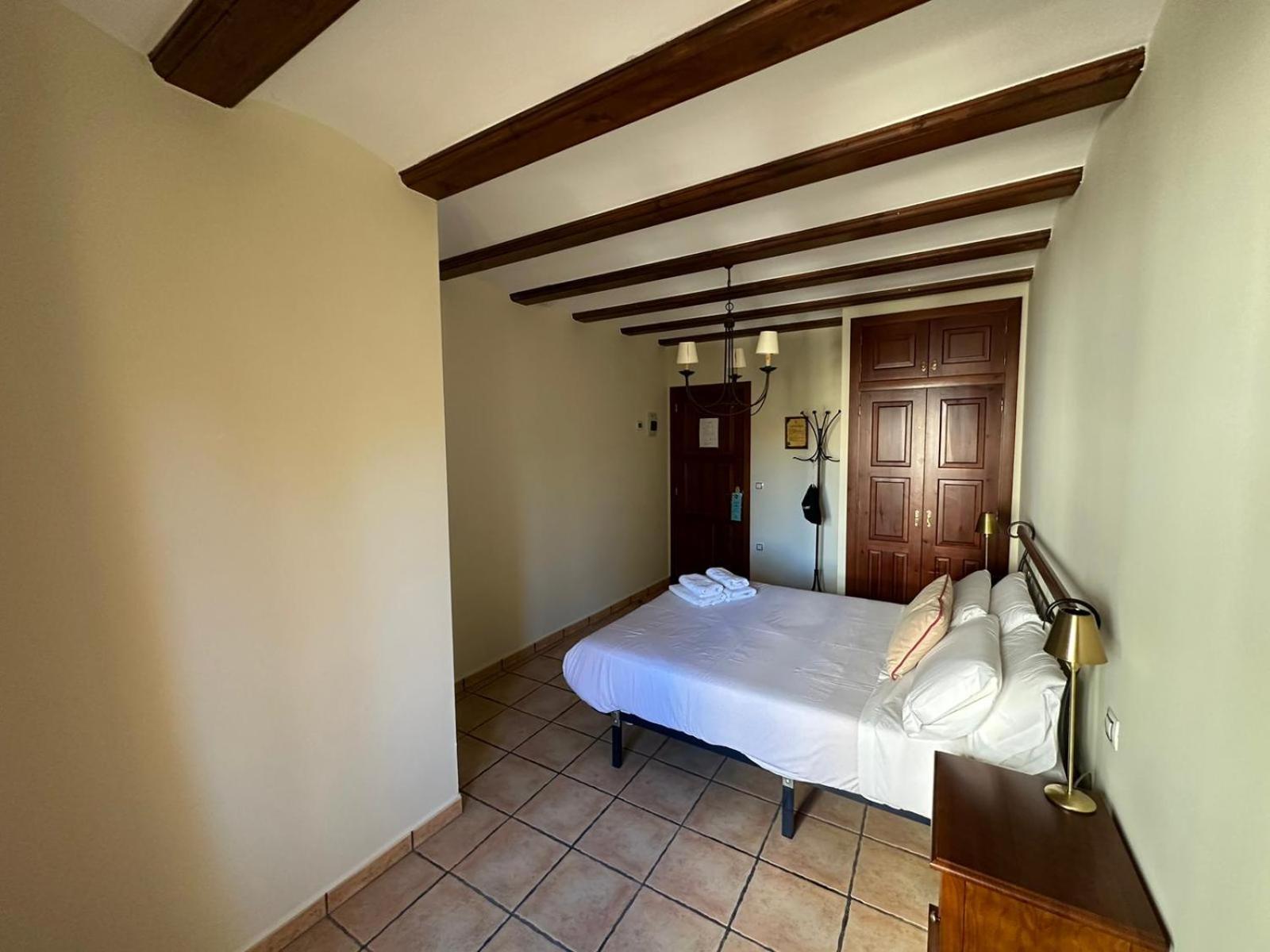Hotel De La Villa Rubielos De Mora Ngoại thất bức ảnh